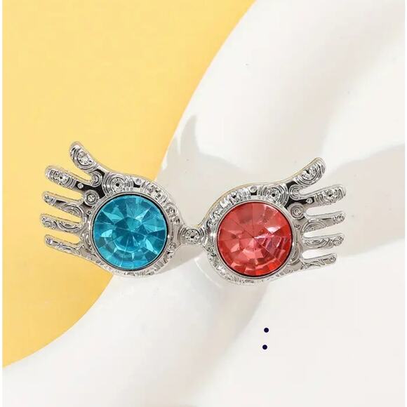 Harry Potter Magic Luna Lovegood Glasses Enamel Pins 216-1 - Picture 5 of 6